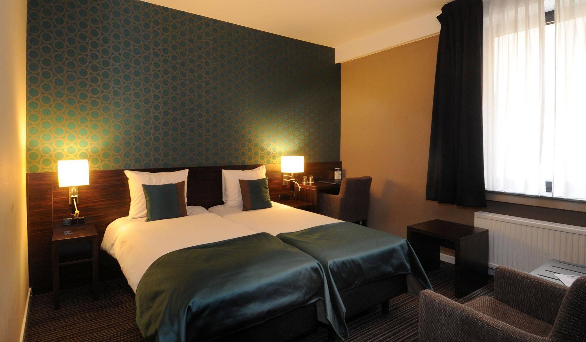 Hotel Docklands Antwerp Exterior photo