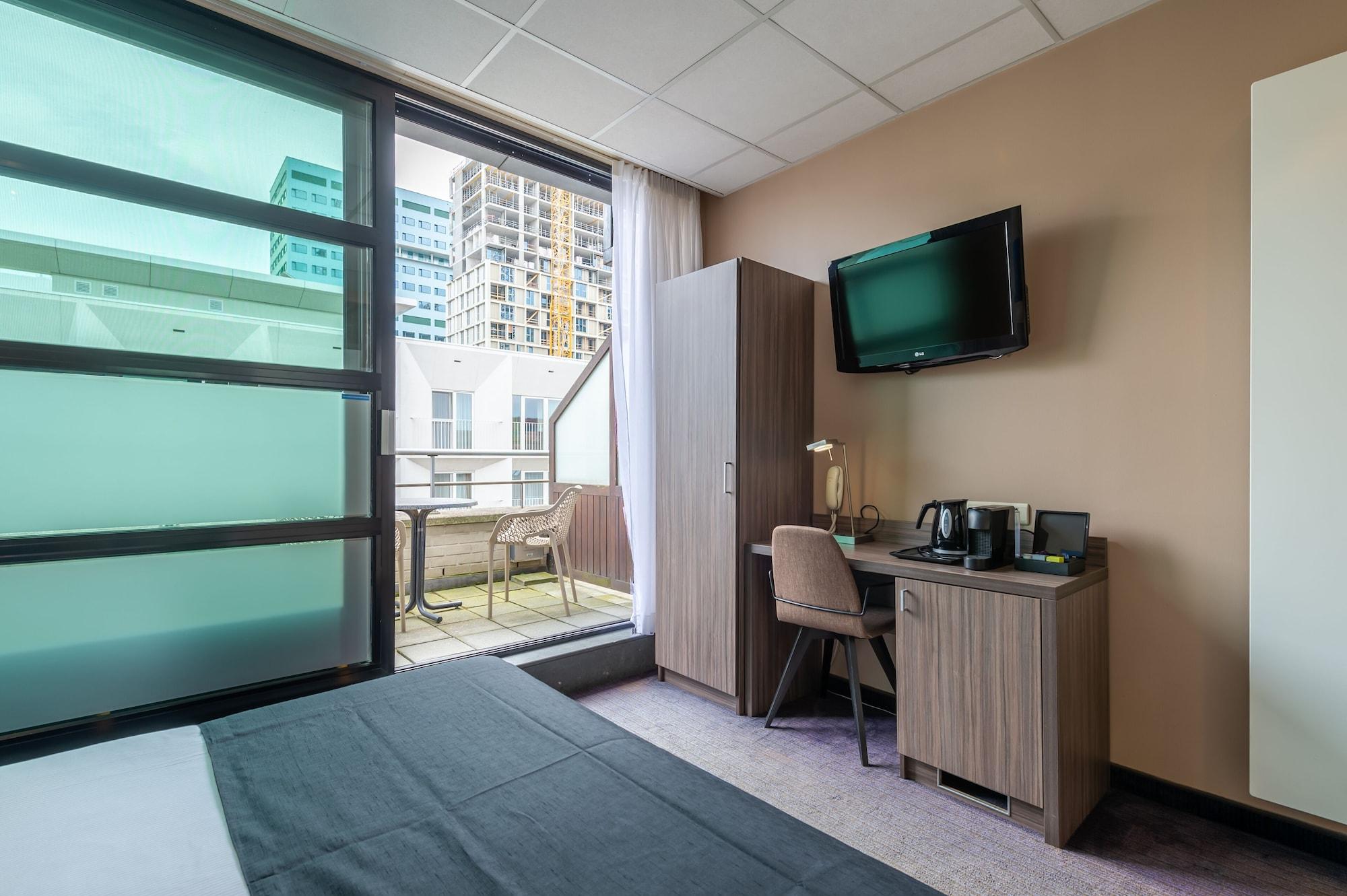 Hotel Docklands Antwerp Exterior photo